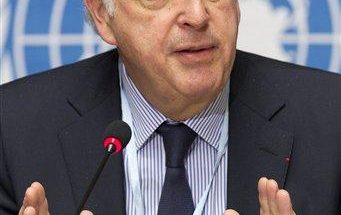 Michel Kazatchkine, Executive Director of the Global Fund to Fight AIDS, Tuberculosis and Malaria, answers reporters questions about the misuse of funds in several countries, during a news conference, at the European headquarters of the United Nations in Geneva, Switzerland, Monday, Jan. 24, 2011. A $21.7 billion development fund backed by celebrities and hailed as an alternative to the bureaucracy of the United Nations sees as much as two-thirds of some grants eaten up by corruption, The Associated Press has learned. (AP Photo/Keystone/Salvatore Di Nolfi)